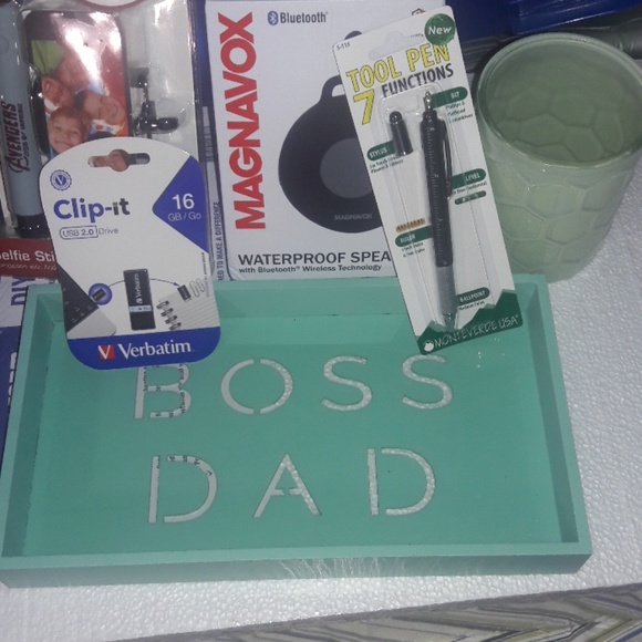Marvel Other - $50 "Boss Dad" 6 pcs office Bundle